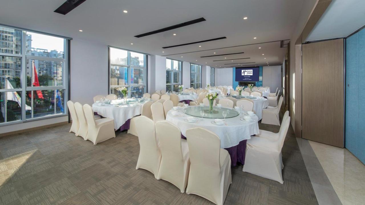 Holiday Inn Express - Xichang City Center By Ihg Екстер'єр фото