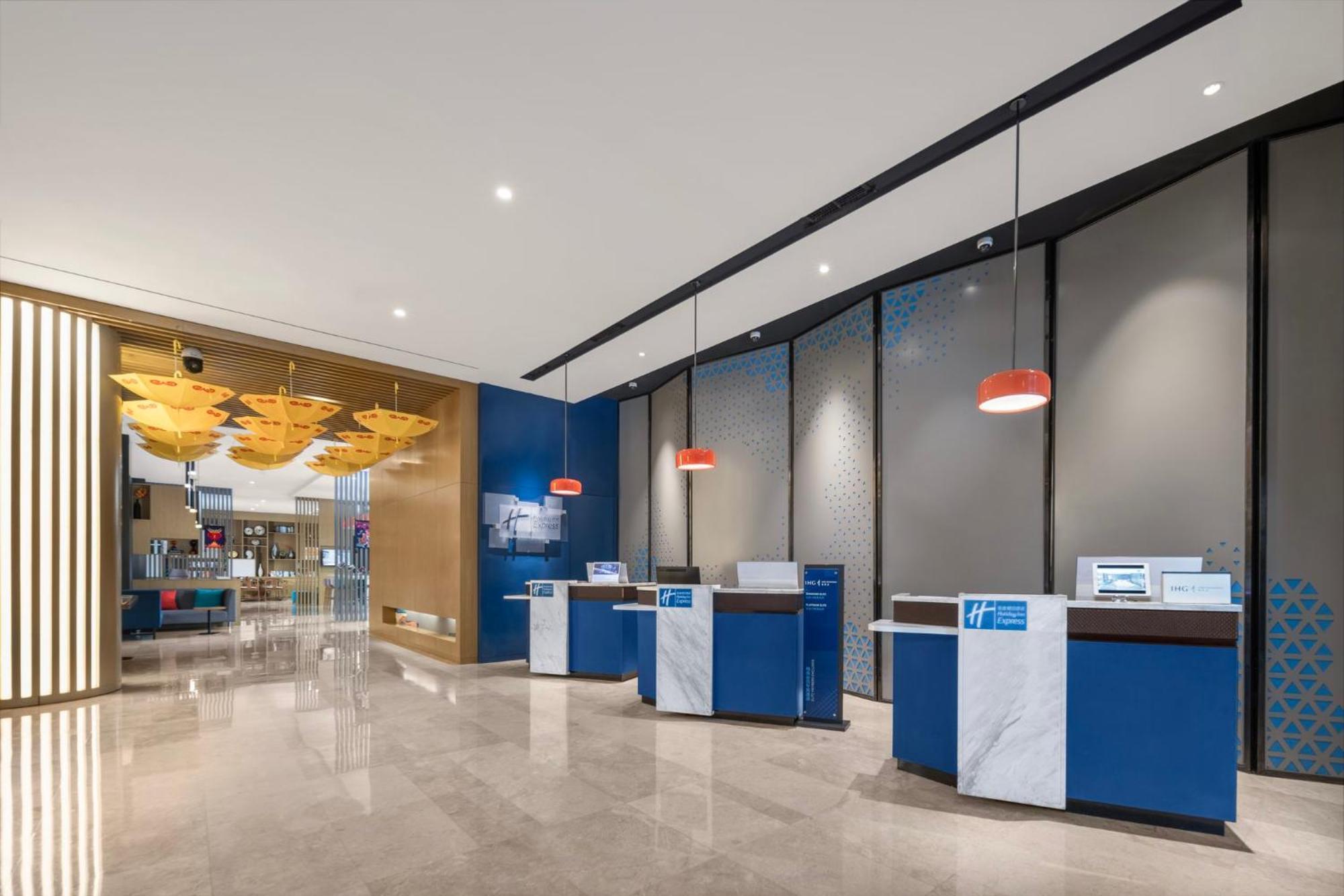 Holiday Inn Express - Xichang City Center By Ihg Екстер'єр фото