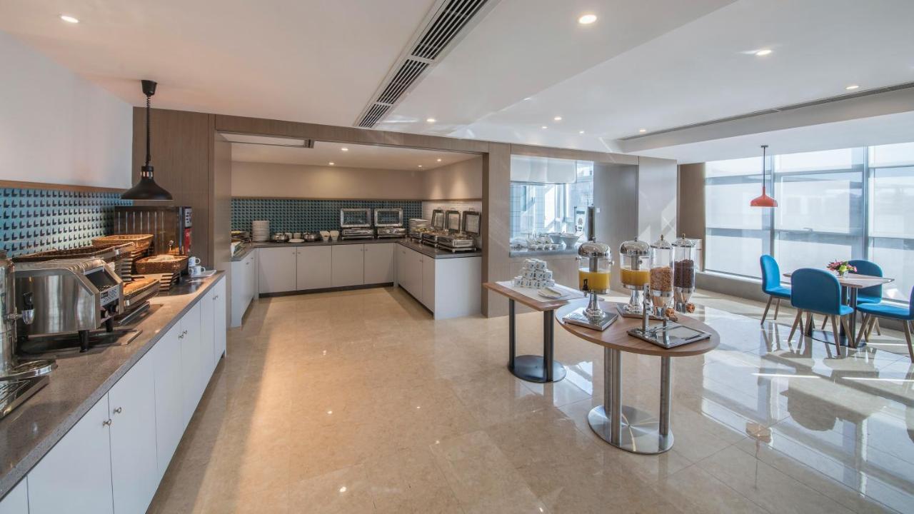 Holiday Inn Express - Xichang City Center By Ihg Екстер'єр фото